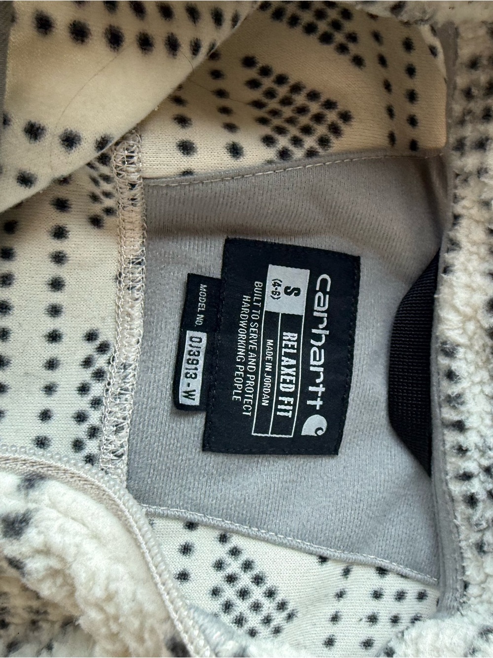 Carhartt Cream and Gray Patterned Sherpa Jacket - Picture 2 of 2